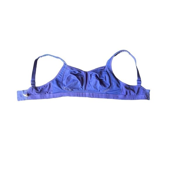 LULULEMON bra. size 34 DD - Picture 3 of 4
